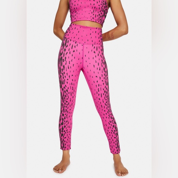 BEACH RIOT Piper Pink Cheetah Legging Size Medium M - Picture 1 of 6